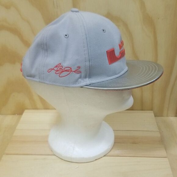 Nike Swoosh Lebron James Logo Hat Cap gray King Crown True Vector Snapback - Picture 2 of 8